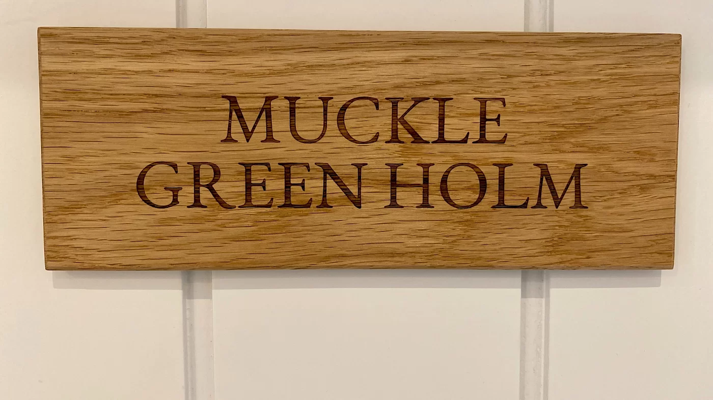 Muckle Green Holm Gallery